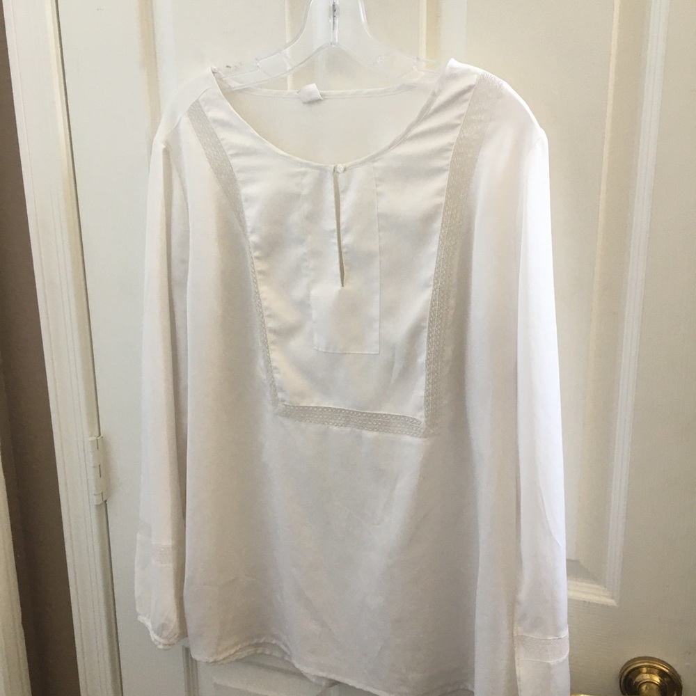 FINAL MARKDOWN Old navy top extra large